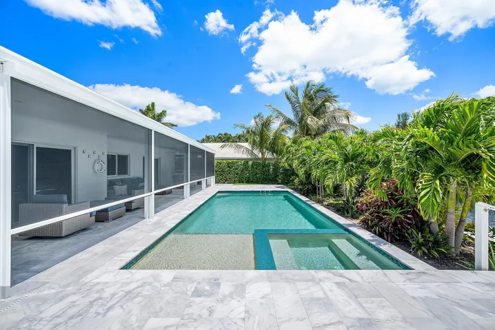 044-800HollyLane-BocaRaton-FL-33486-SMAL