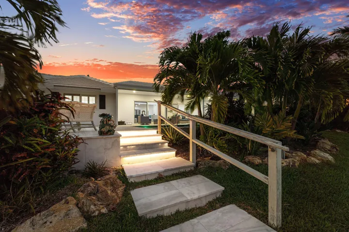 076-800HollyLane-BocaRaton-FL-33486-SMAL