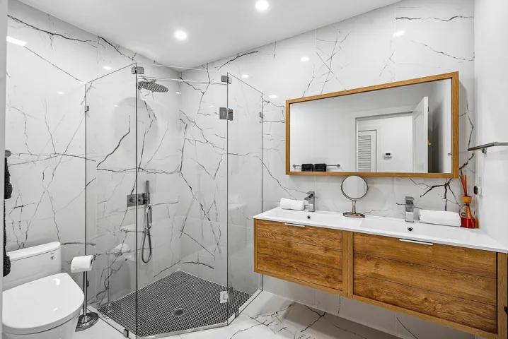 025-800HollyLane-BocaRaton-FL-33486-SMAL