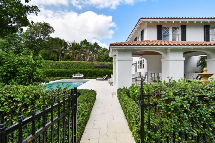 300BuckinghamDrive_43