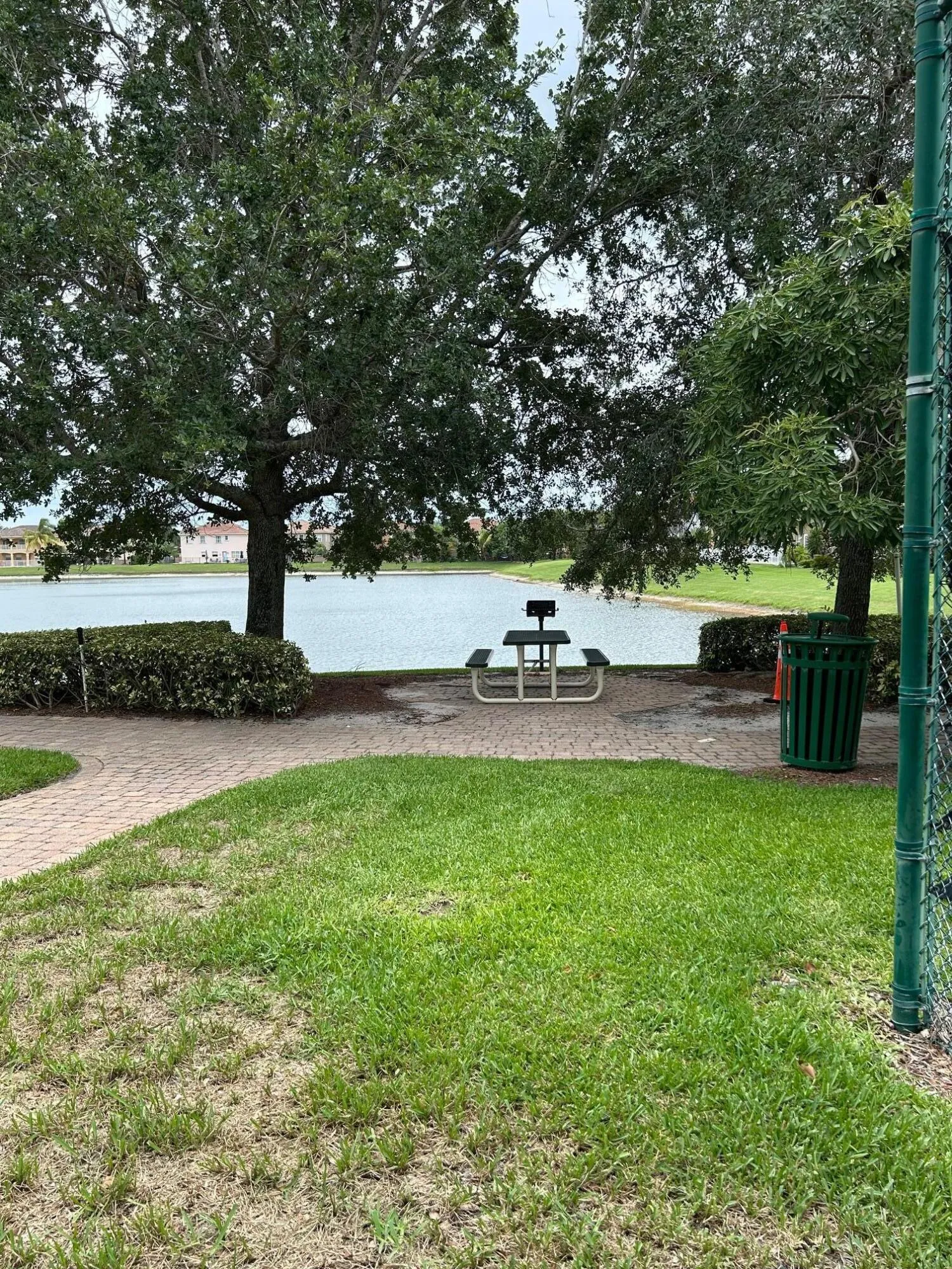 PICNIC AREA