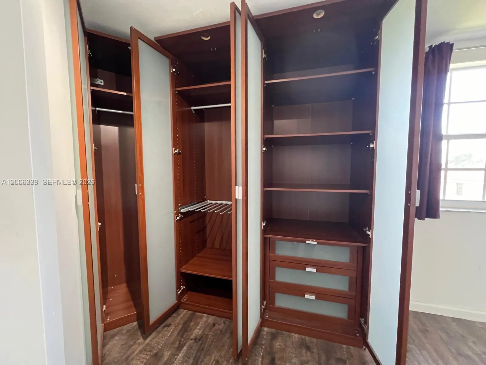 Property photo 27