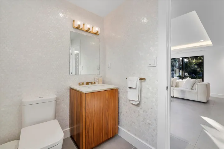 Downstairs Half Bathroom