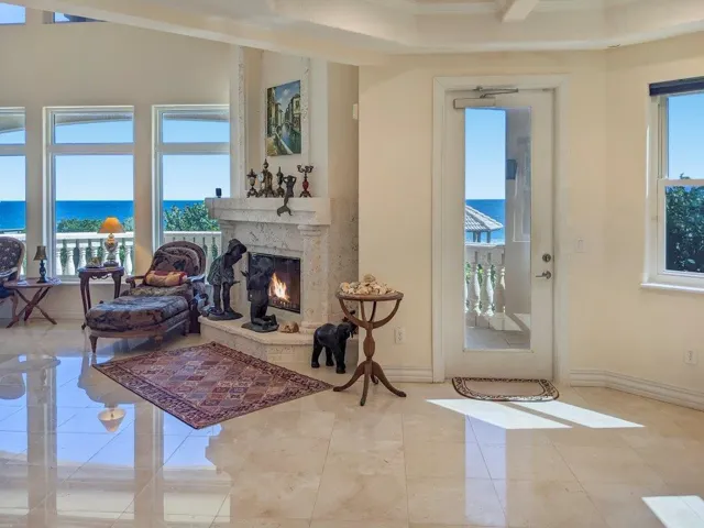 8327 S Hwy A1A Interior (26)