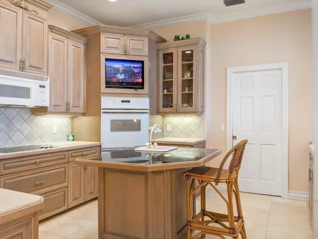 8327 S Hwy A1A Interior (23)