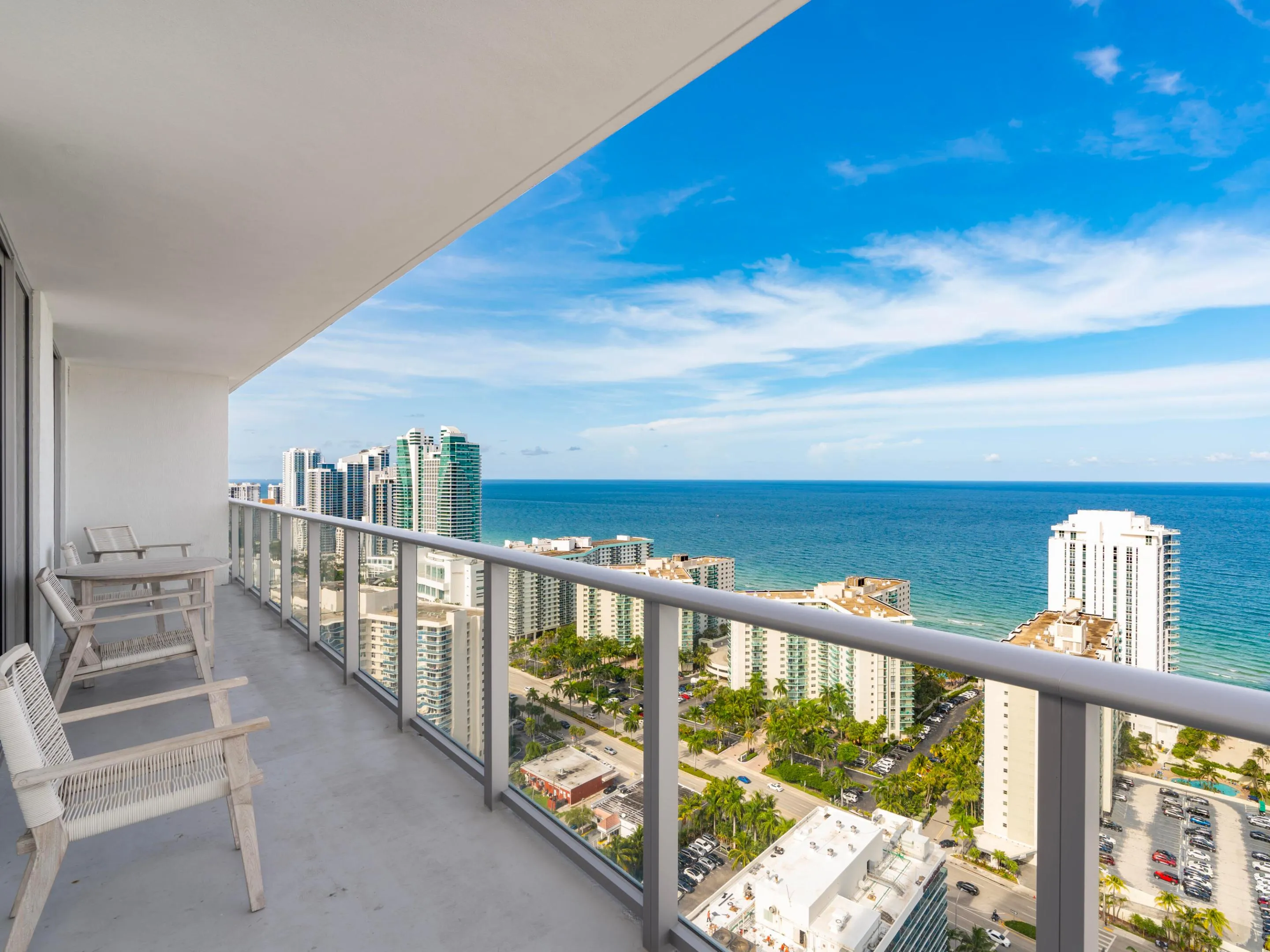01. 4010 S Ocean Dr Exterior