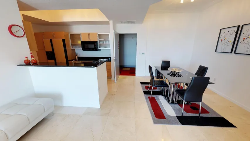 Slade-LPh03-1551-Flagler-DriveWest-Palm-