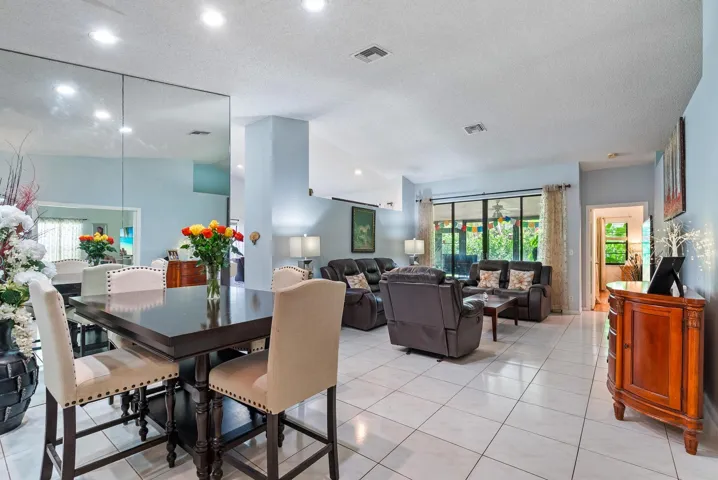 Formal Dining