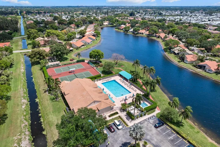 Clubhouse with Pool, Pickle Ball and Parking