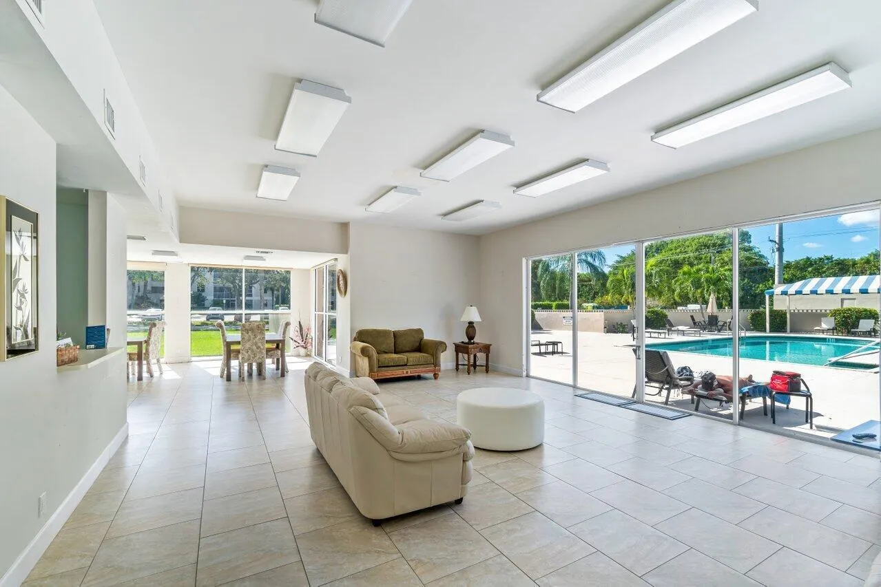 029-5884MorningstarCircle-205-DelrayBeac