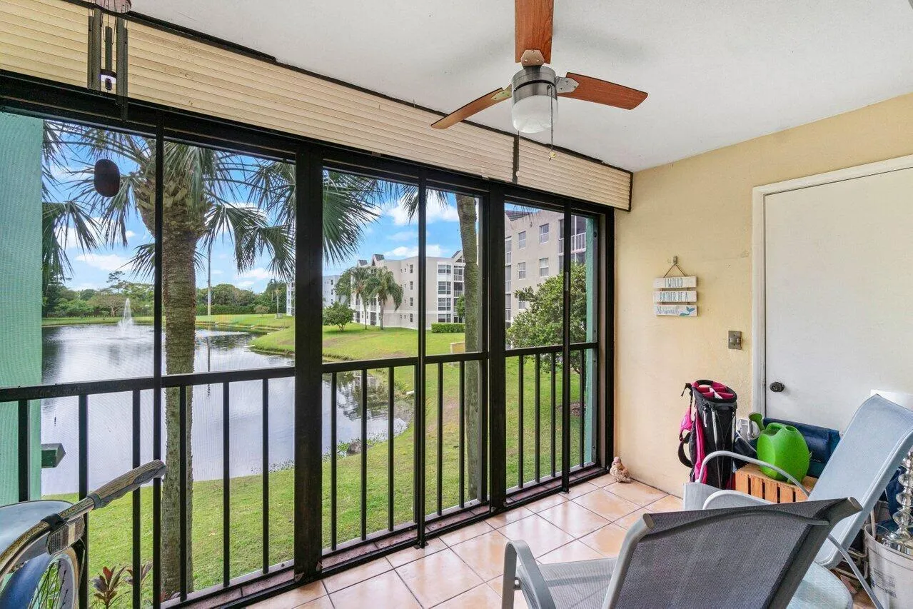 023-5884MorningstarCircle-205-DelrayBeac