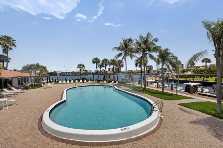 Heated pool