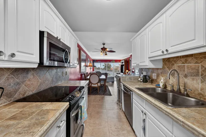 Updated cabinets SS appliances