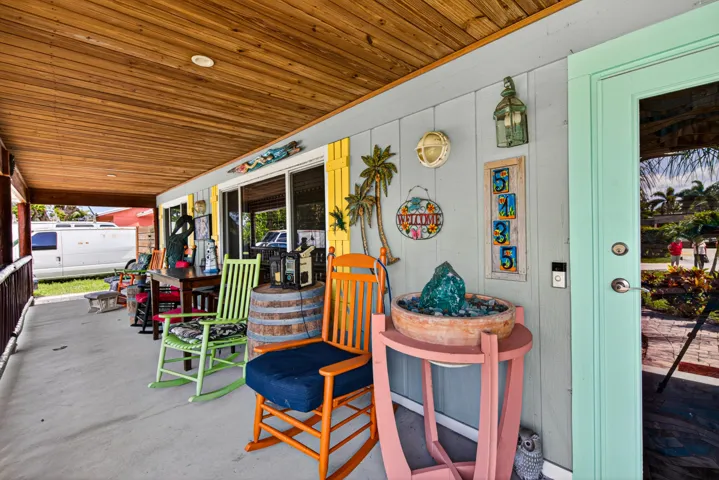 Porch - 3