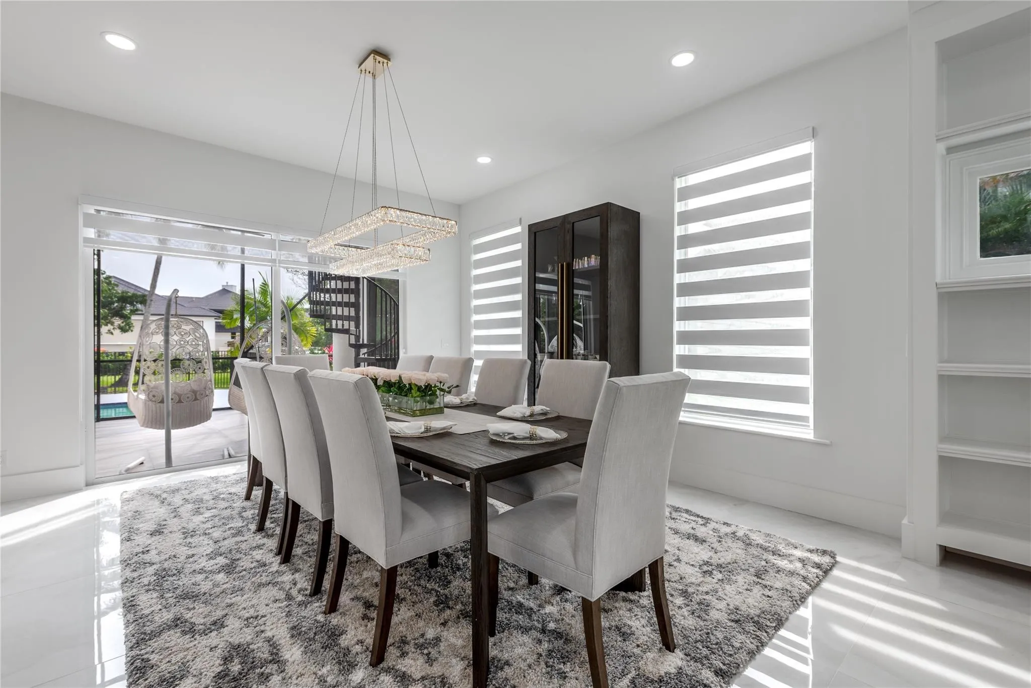 Formal Dining