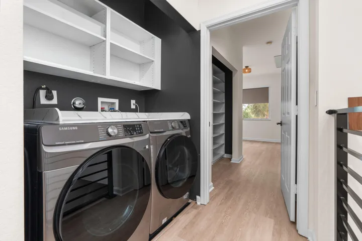 Washer/Dryer