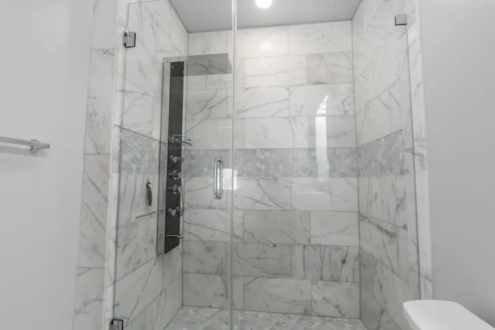Stunning Walk-in Shower