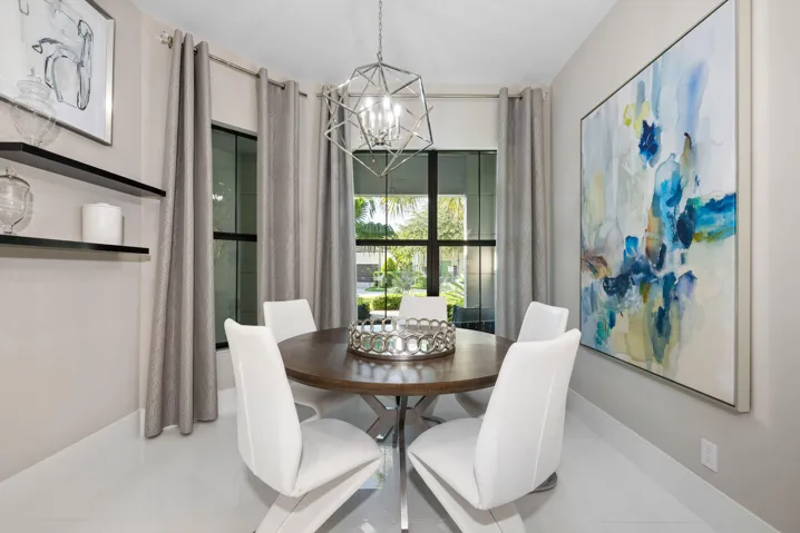 Eat in kitchen dining area