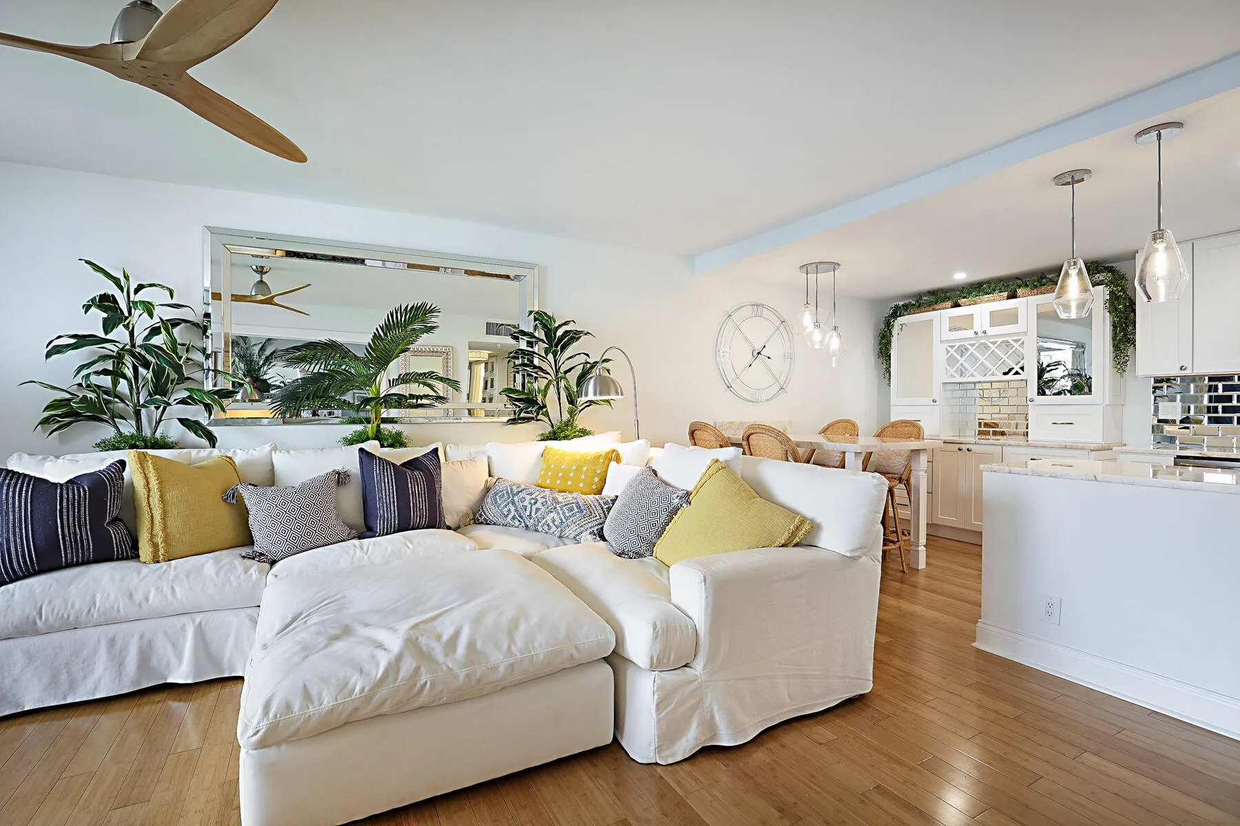 Grand room
