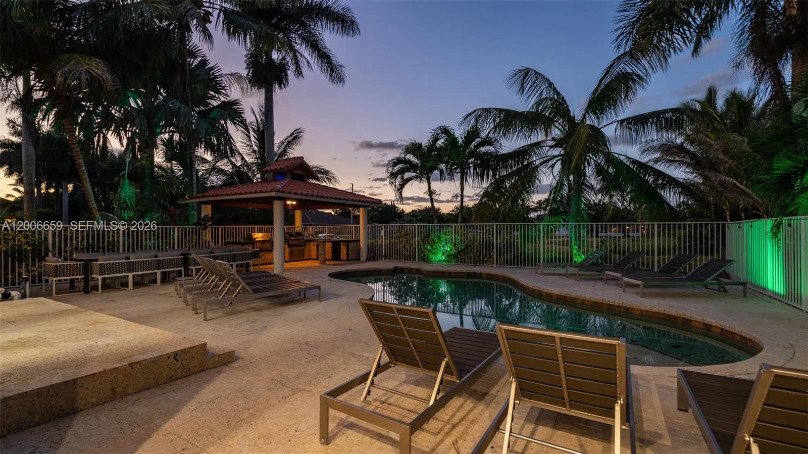 Property photo 32