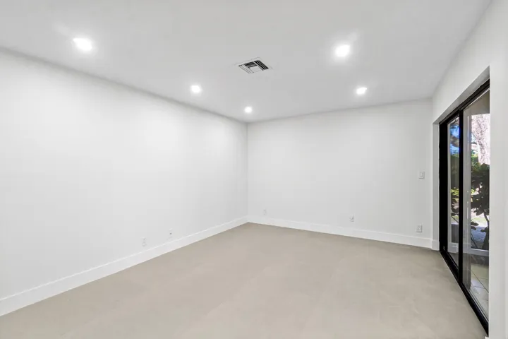 009-5944ForestGroveDrive-3-BoyntonBeach-