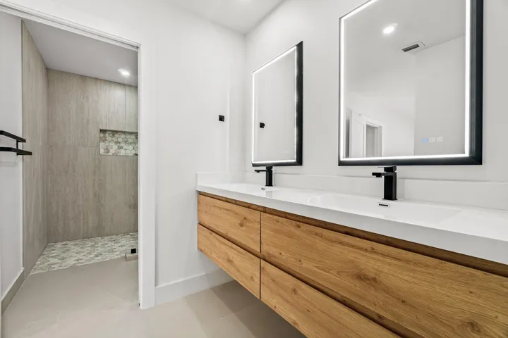 027-5944ForestGroveDrive-3-BoyntonBeach-