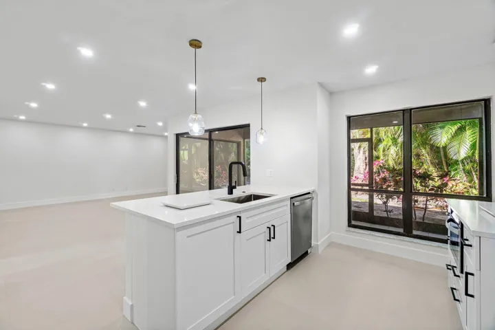 013-5944ForestGroveDrive-3-BoyntonBeach-