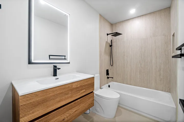 020-5944ForestGroveDrive-3-BoyntonBeach-