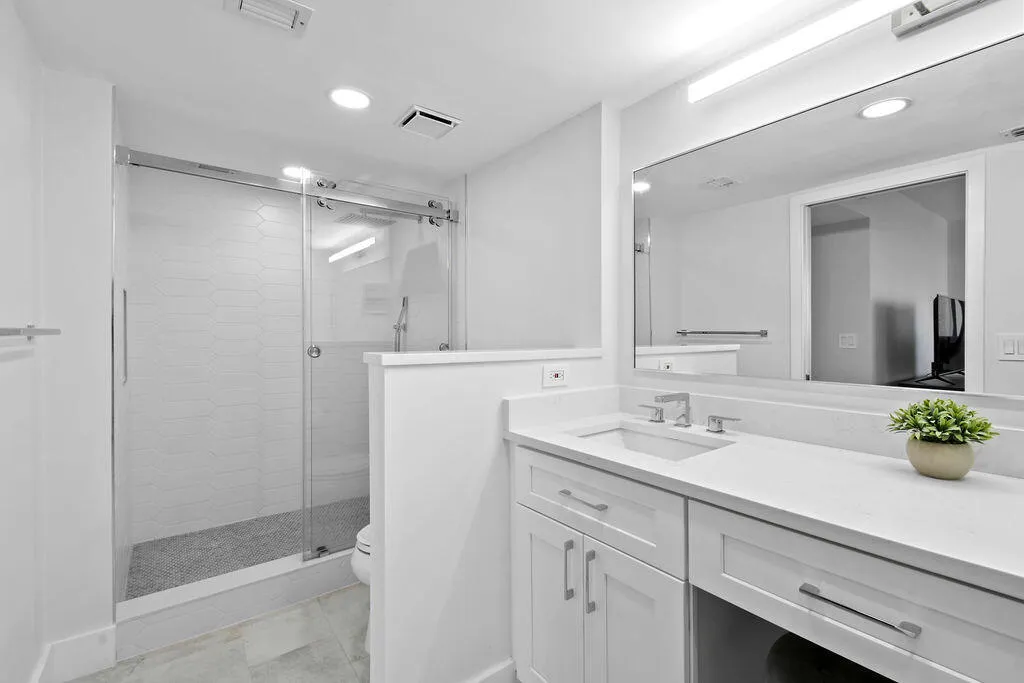 3560SOceanBlvd#907(22)