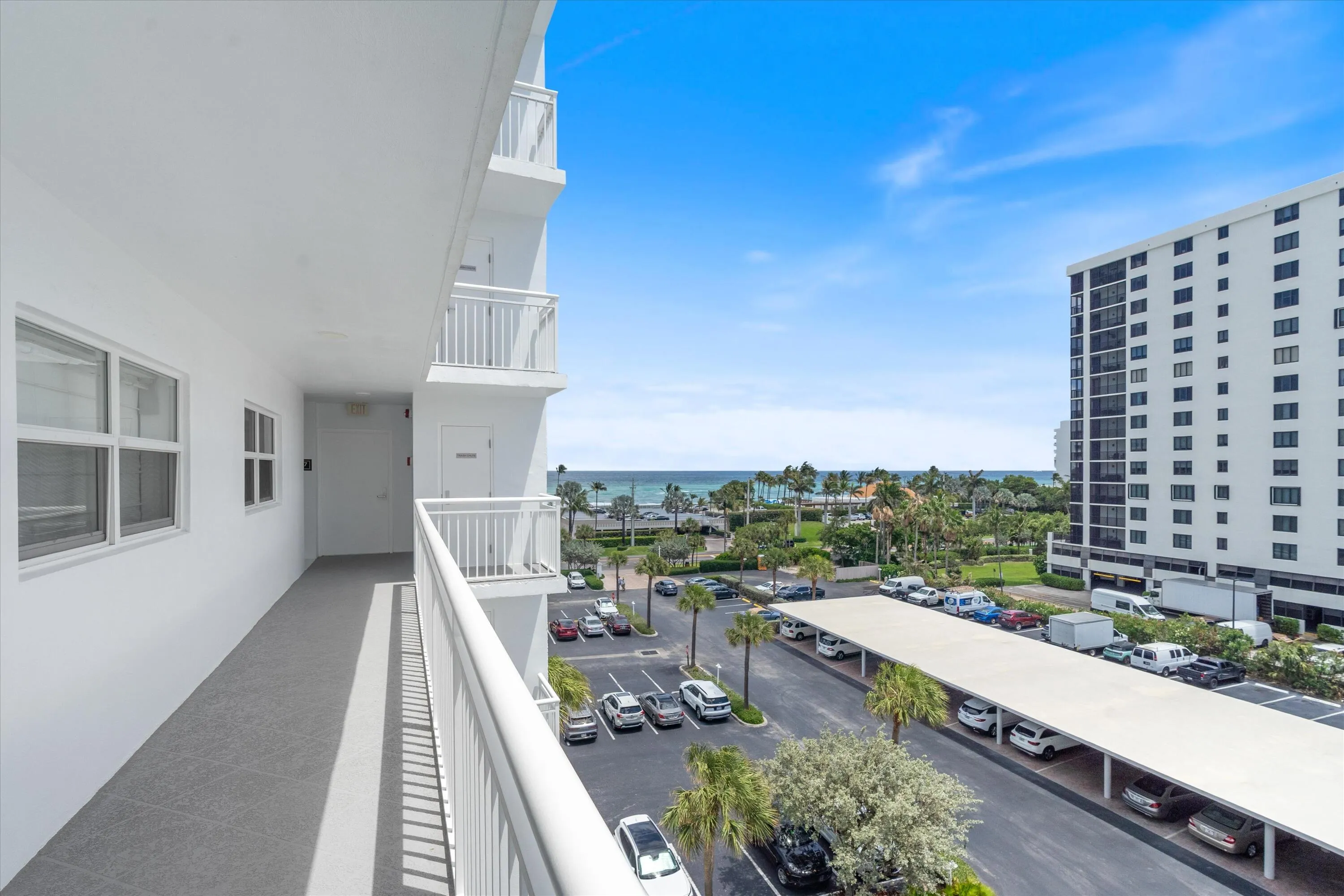 01-3300 S Ocean Blvd #617 Highland Beach