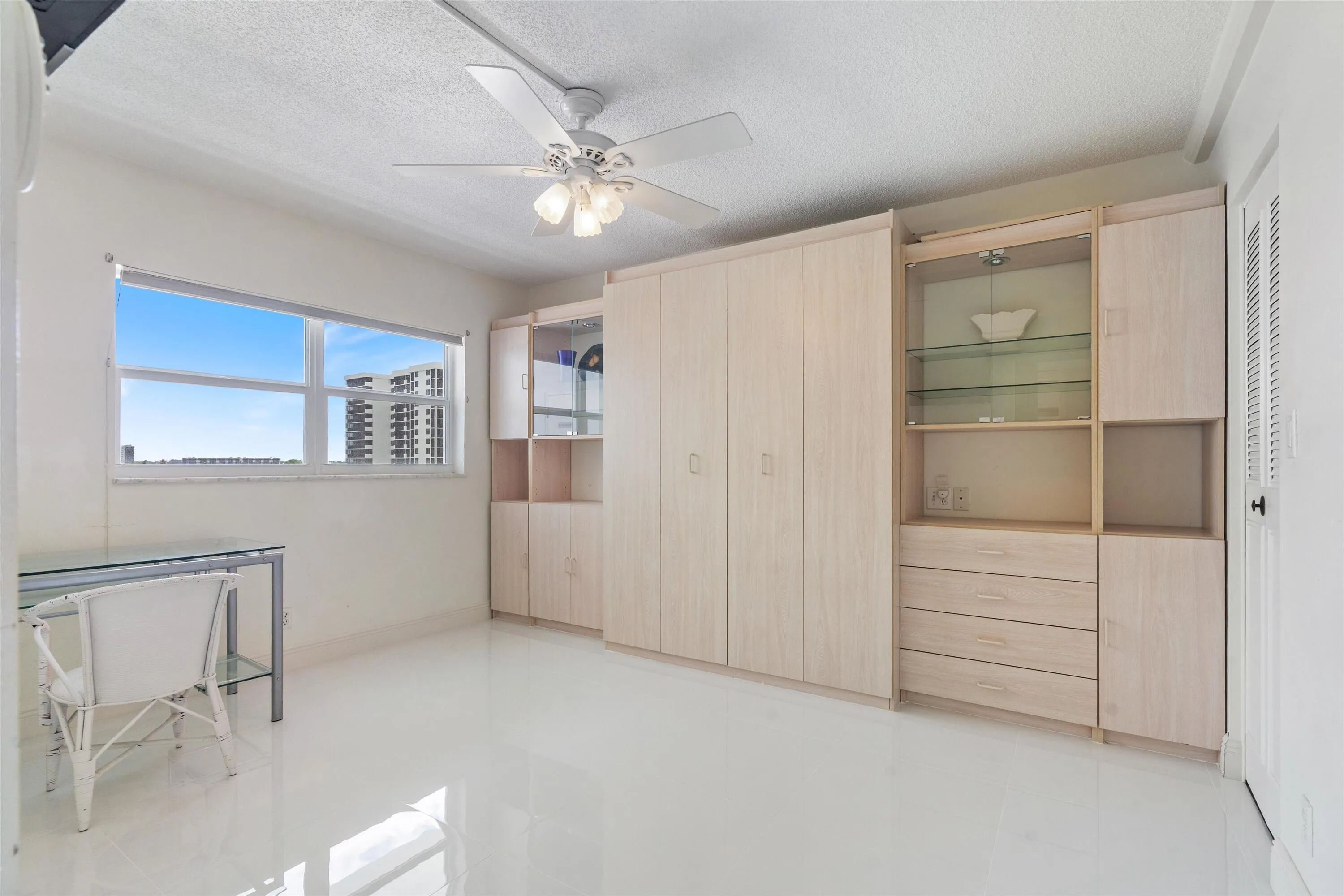2nd Bedroom with Murphy Bed