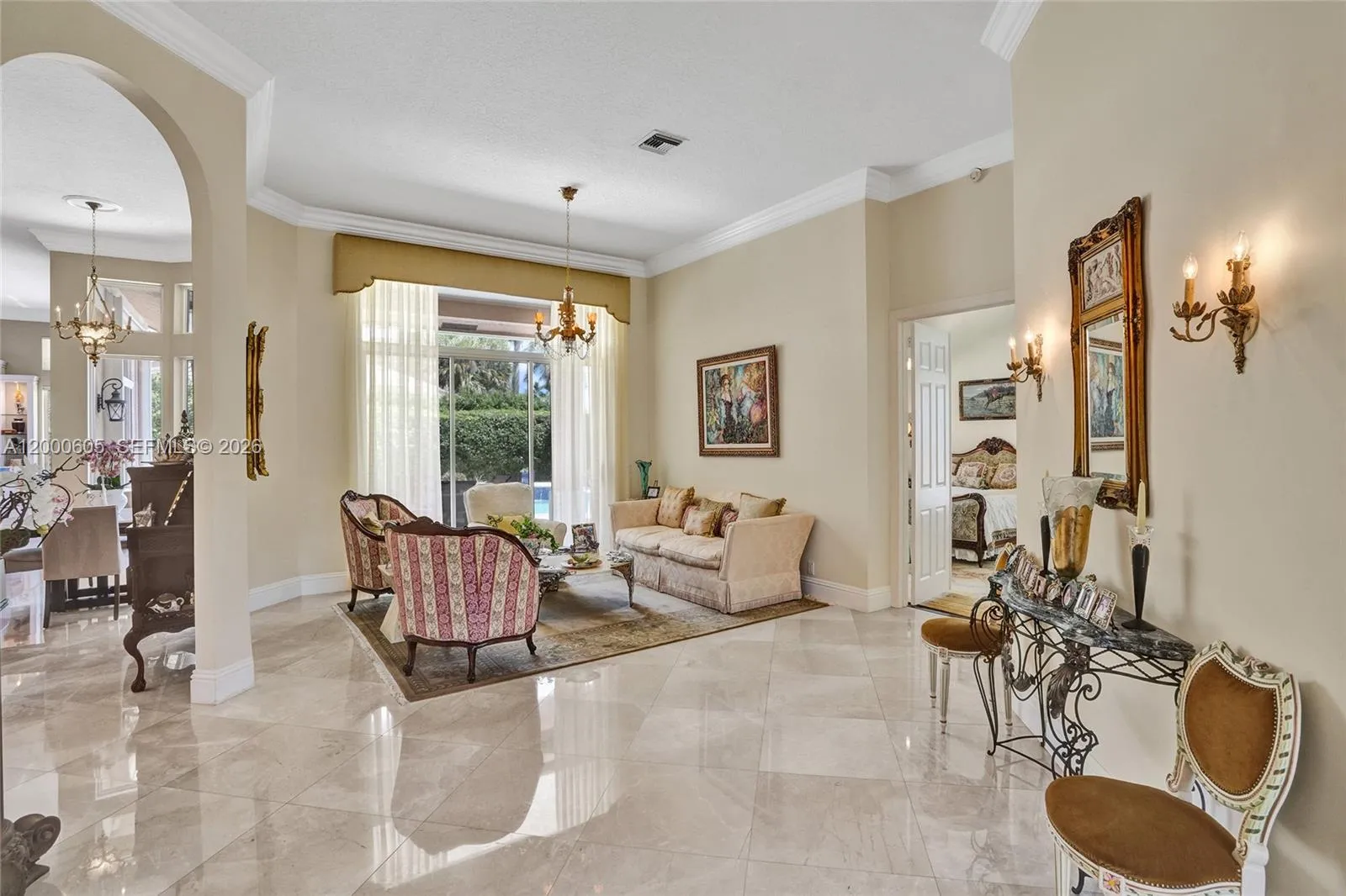 ENTER INTO THE OPEN LIVING AREA