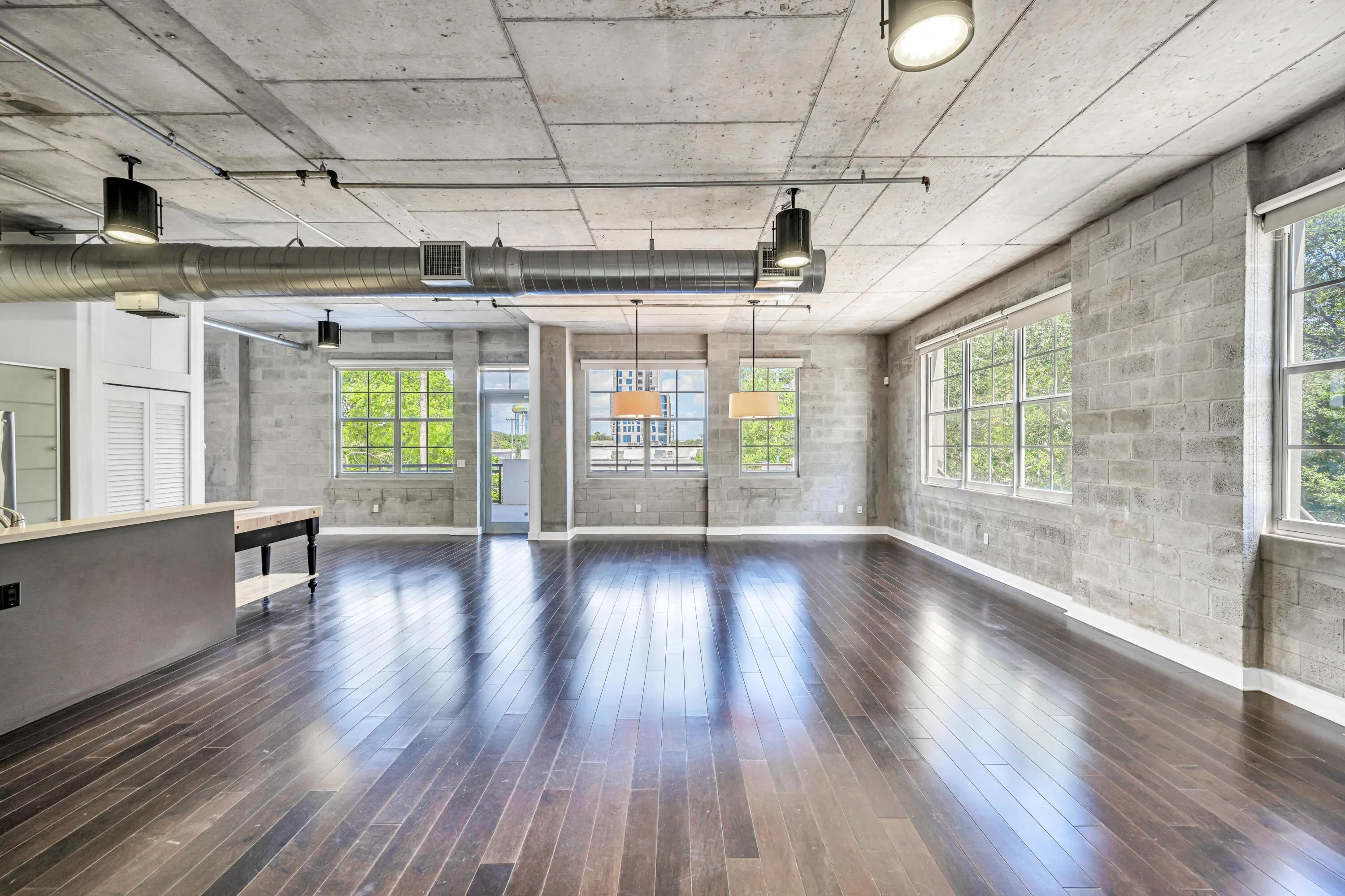 411 NW 1ST AVE #202--6