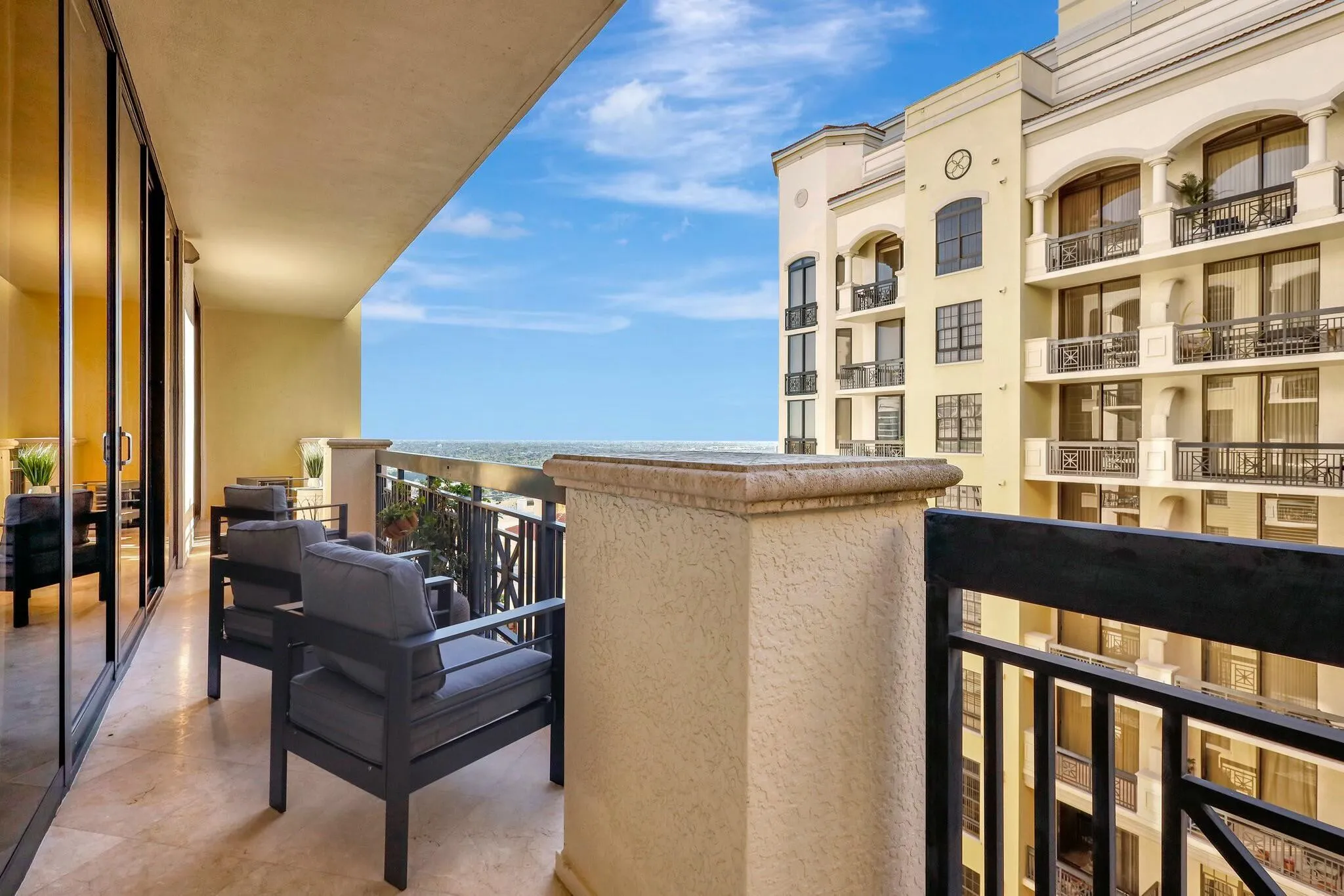 SOUTHWEST BALONY VIEW