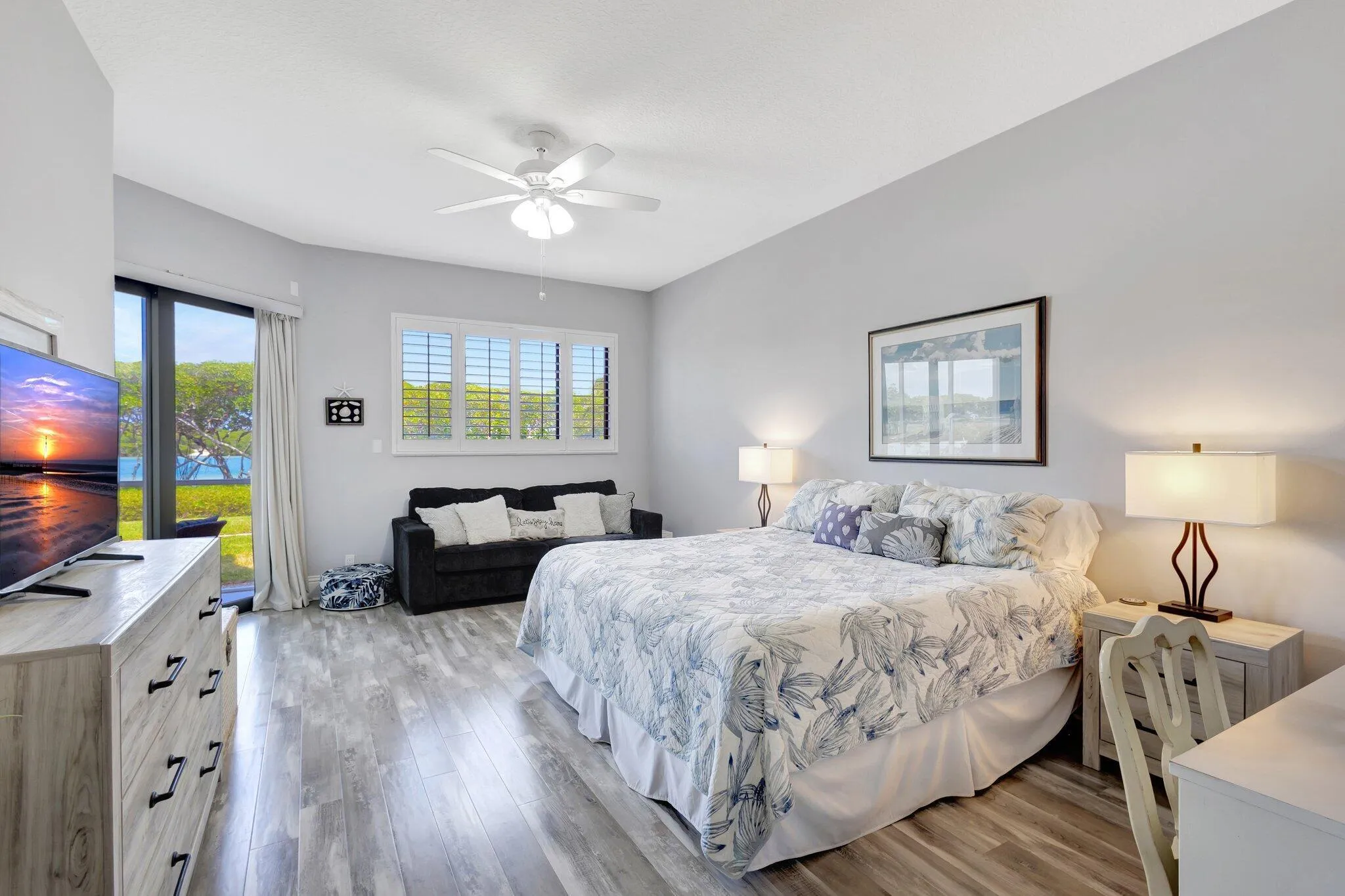 200 Waterside 109 - Master bedroom 1