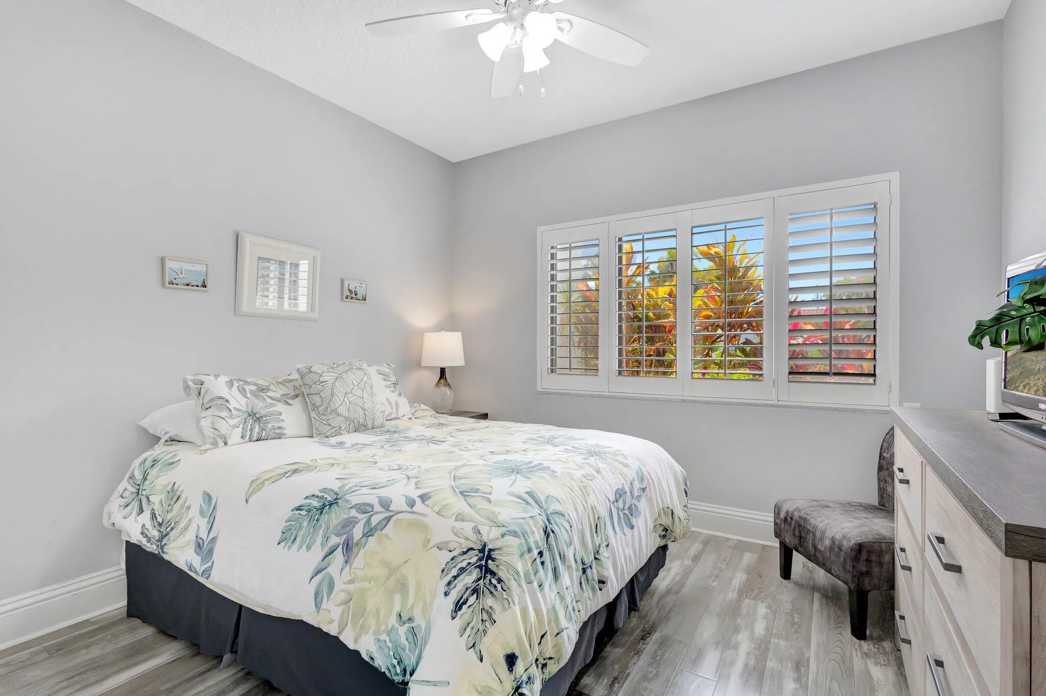 200 Waterside 109- Guest Bedroom 1