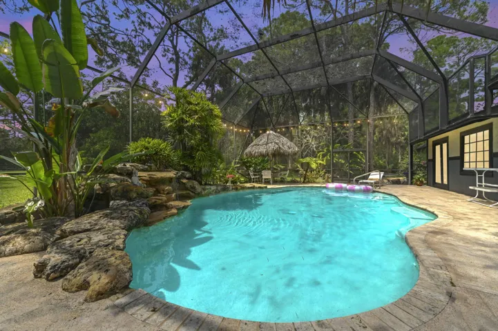 46 Swimming Pool 06