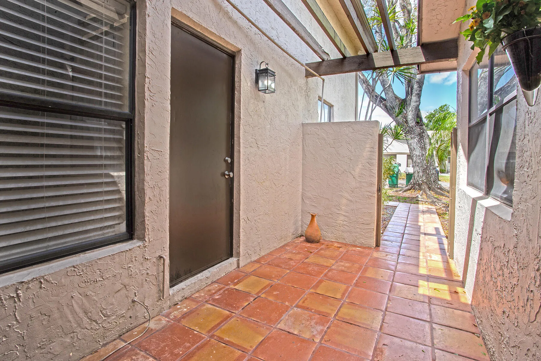 real-estate-046