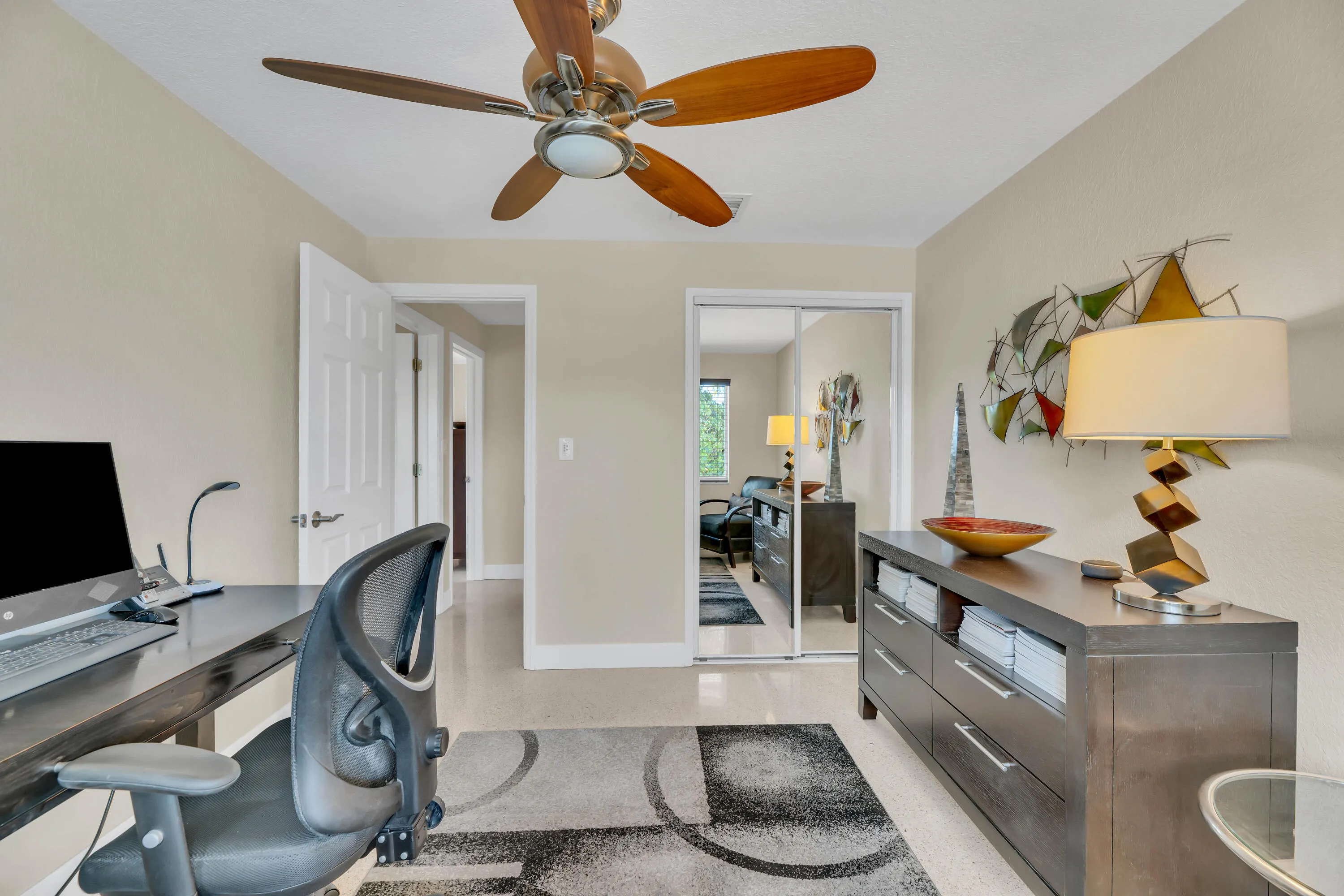 2401 NE 17th Terrace-23