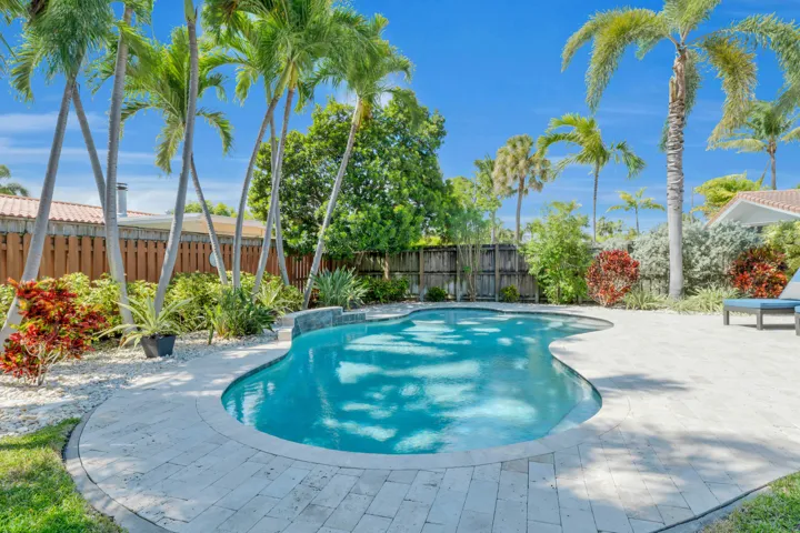 2401 NE 17th Terrace-31