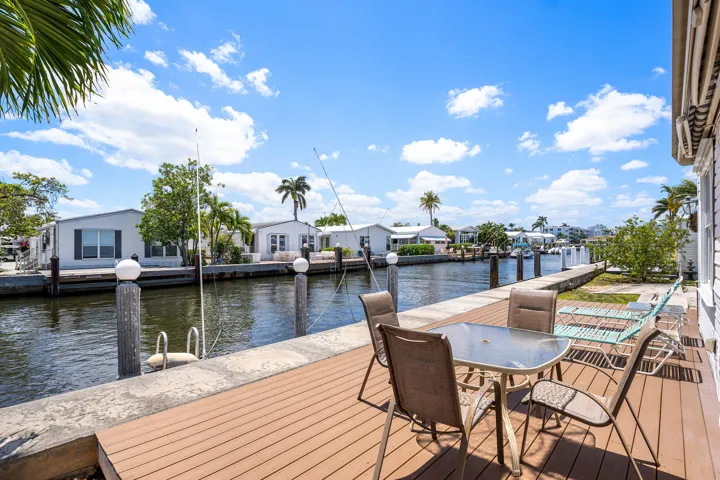 024-205SouthIbisDrive-R-BrinyBreezes-FL-