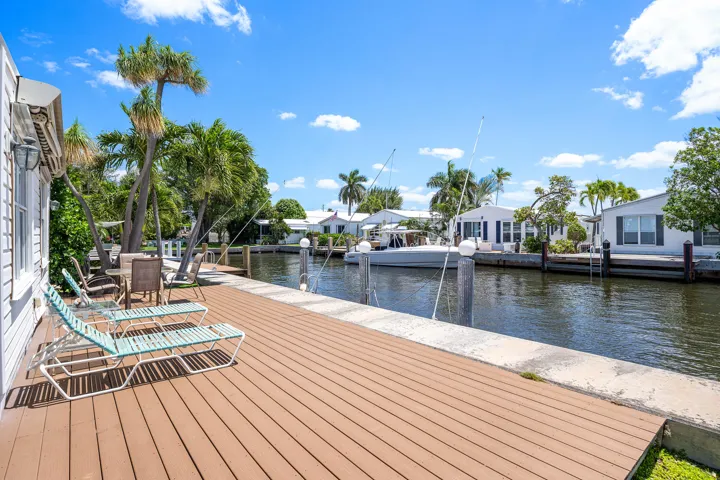 022-205SouthIbisDrive-R-BrinyBreezes-FL-