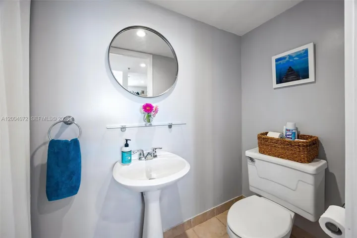 half bath/powder room