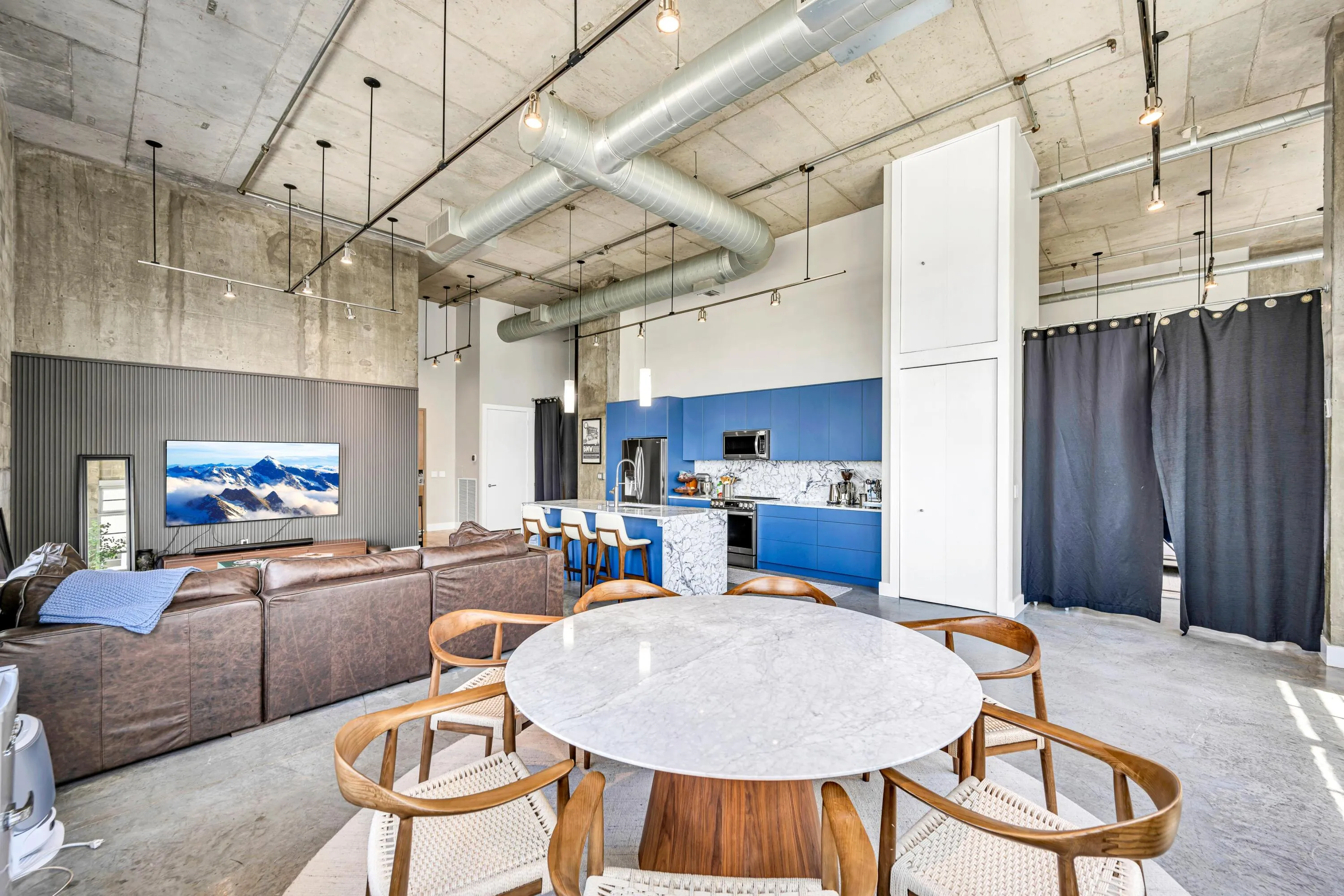 444 NW 1ST AVE #602--14
