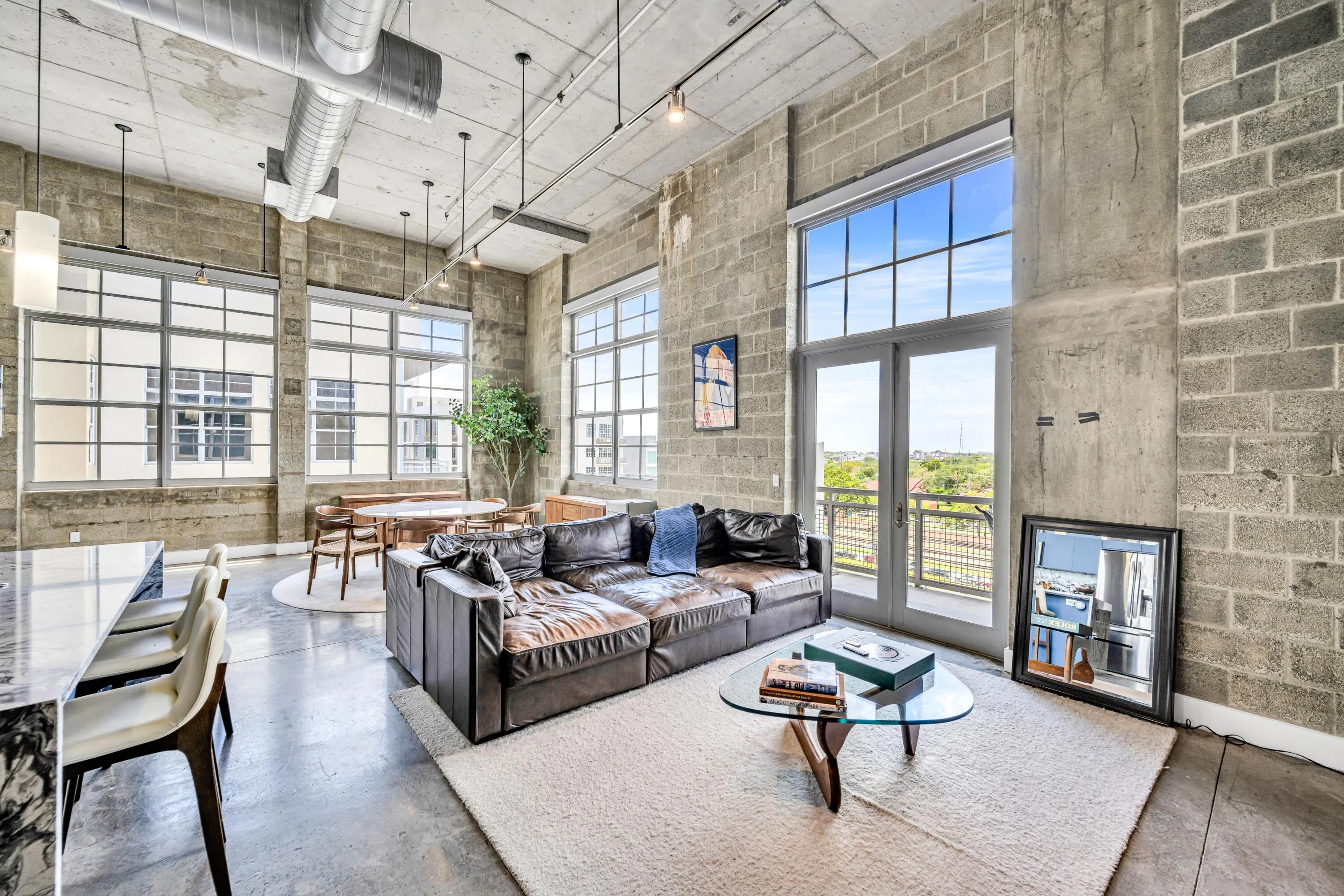 444 NW 1ST AVE #602--2