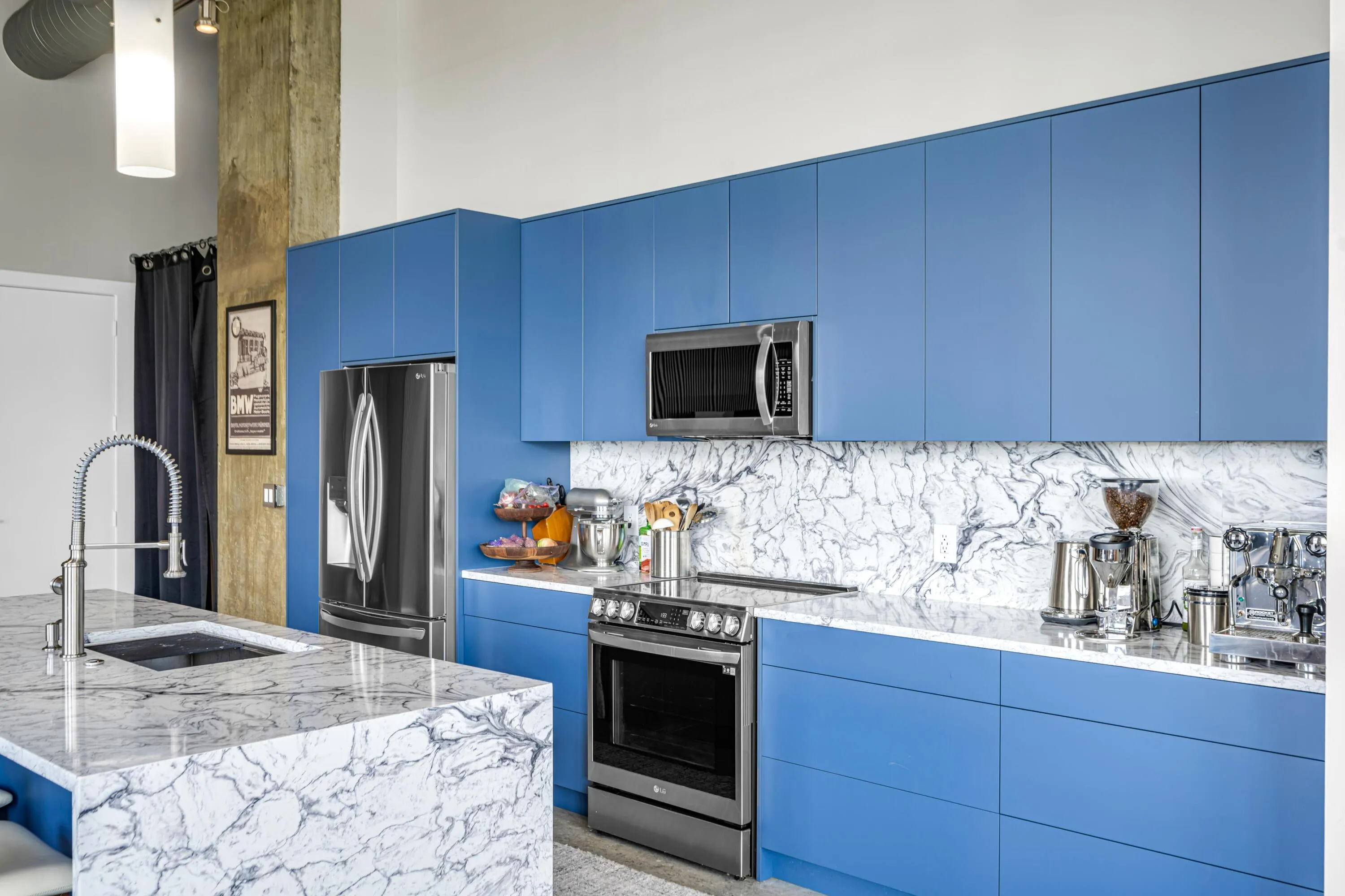 444 NW 1ST AVE #602--17