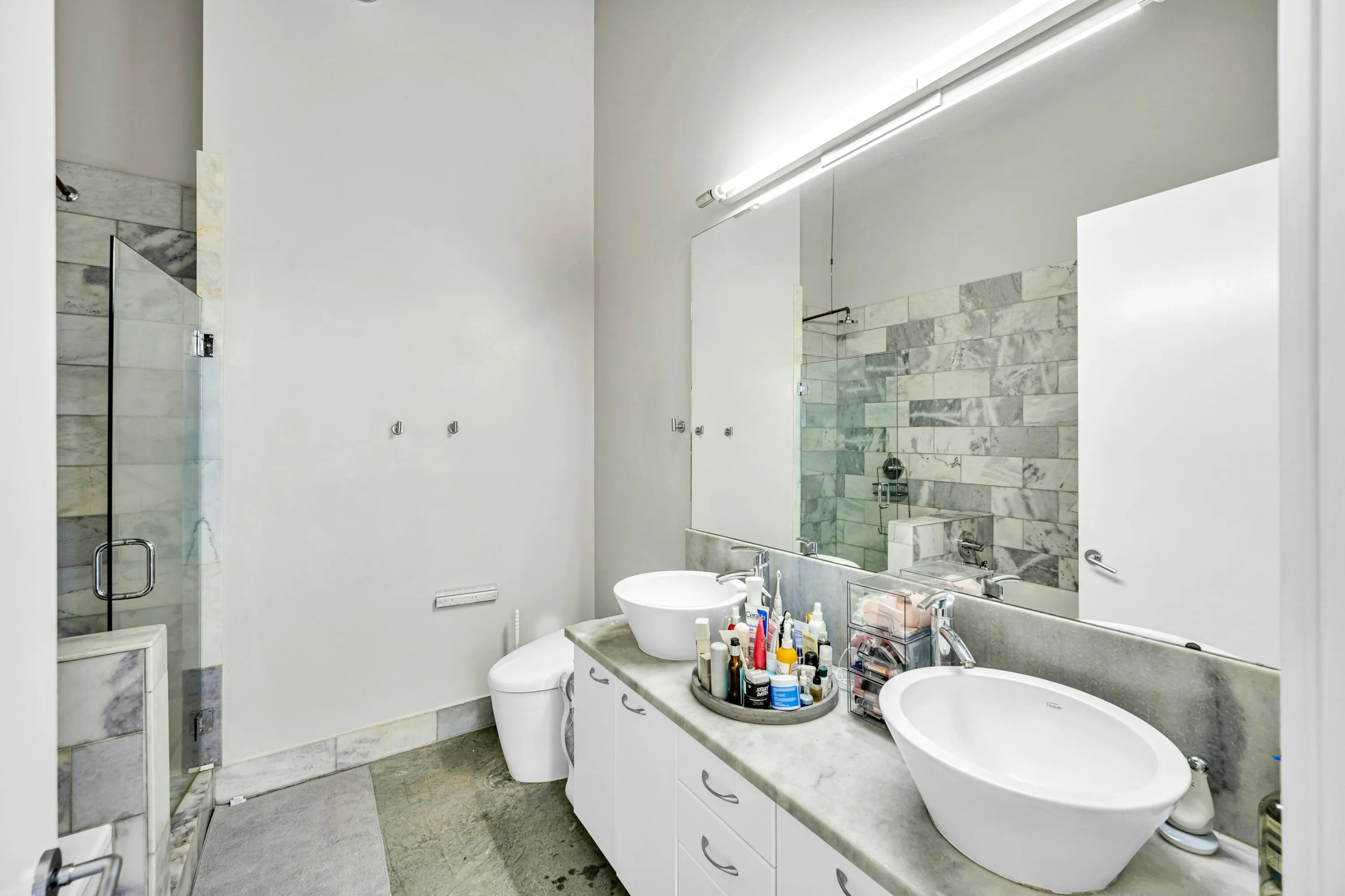 444 NW 1ST AVE #602--23