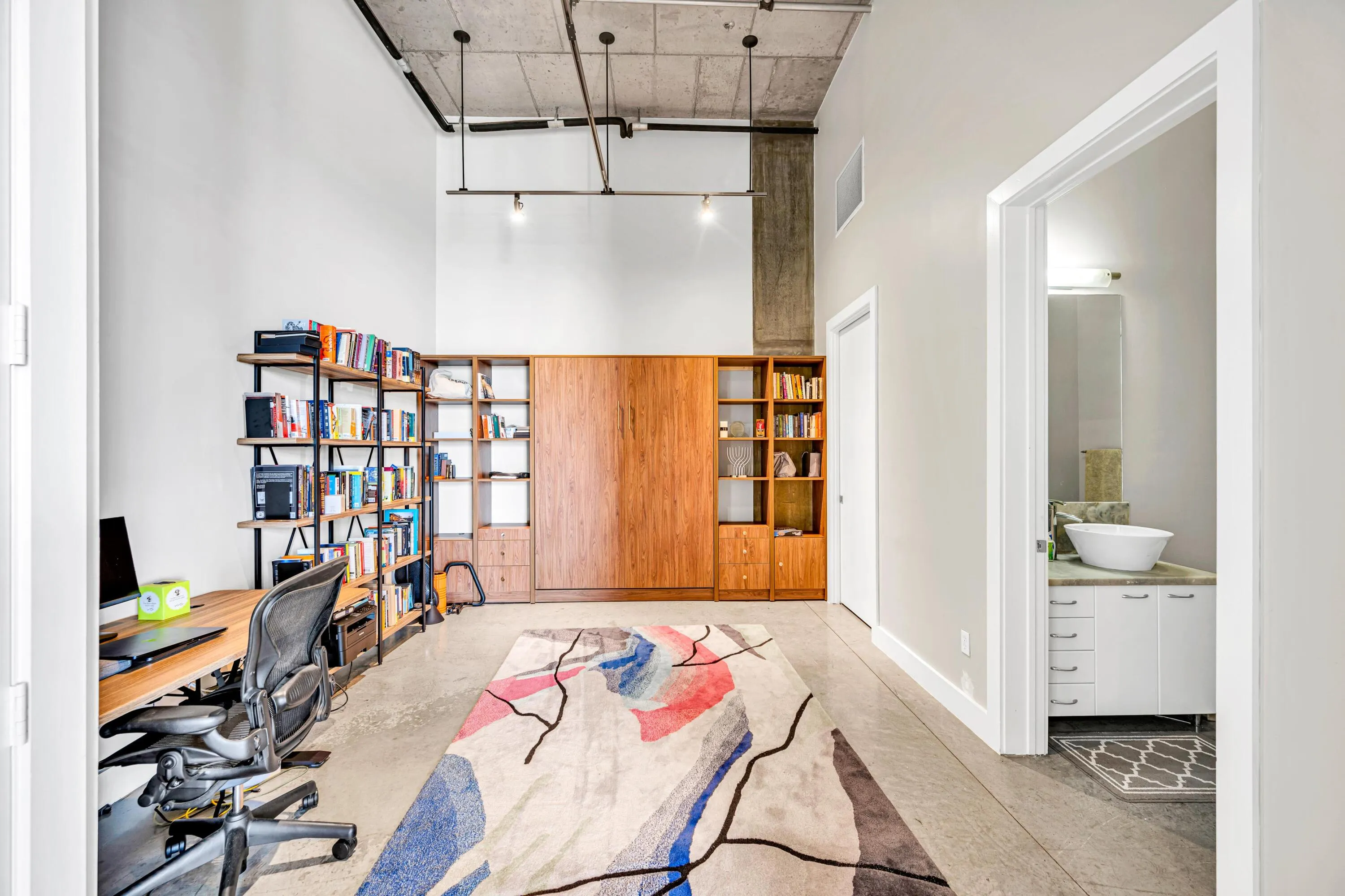 444 NW 1ST AVE #602--29