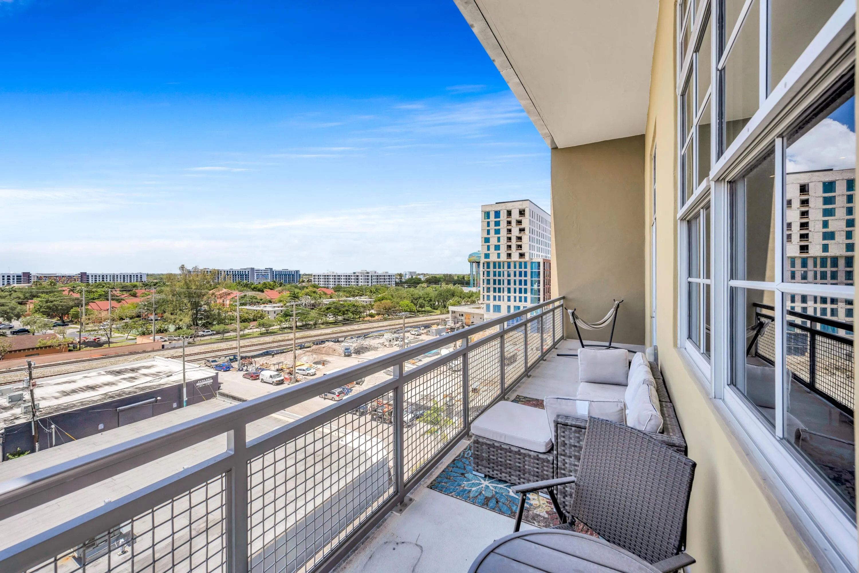 444 NW 1ST AVE #602--8