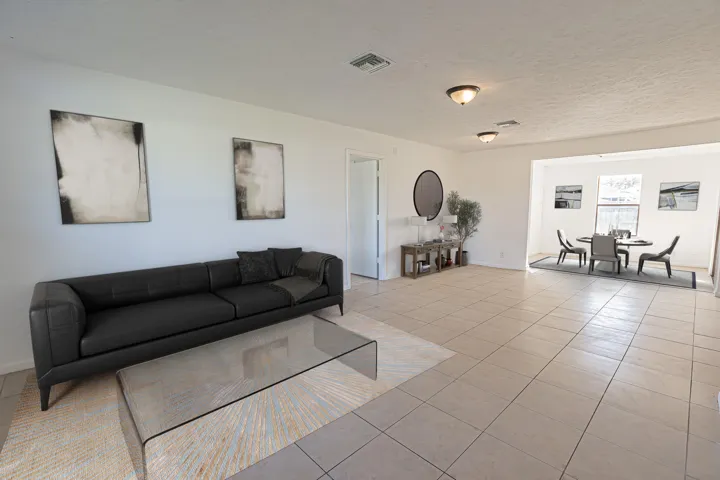 virtually staged - living